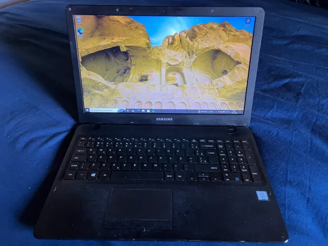 Notebook Samsung NP300E5M