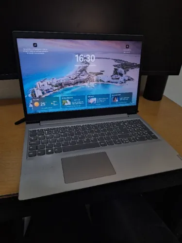 Notebook Lenovo IdeaPad S145 i5 - 10ª Geração | 8GB RAM | SSD 256GB | Tela 15,6" | Usado