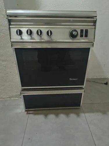 Fogão relíquia valor 380 reais 