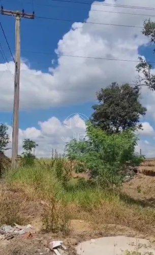 Terreno à venda no Bairro Rio Acima em Capivari - SP.