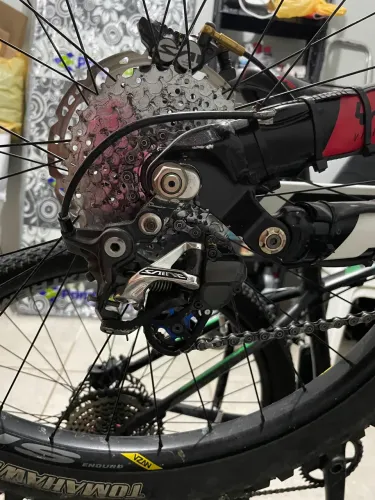 Câmbio Shimano saint 10v