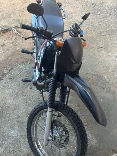 VENDE-SE HONDA BROS 150 ESD ANO 2005