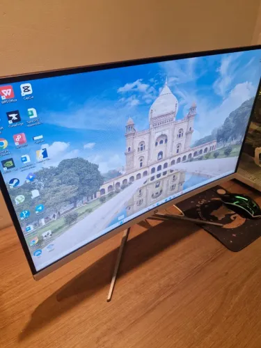 Monitor Curvo 27" 240Hz Branco