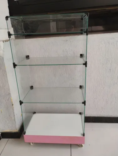 Prateleira de vidro com 4 espaços 