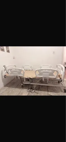 Cama hospitalar articulada elétrica