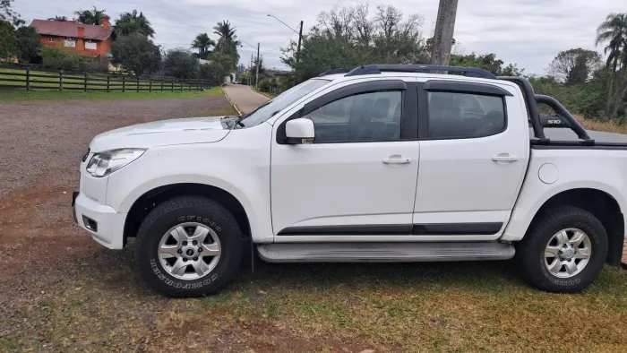 Chevrolet S10 Pick-up LT 2.5 Flex 4X2 CD 2015