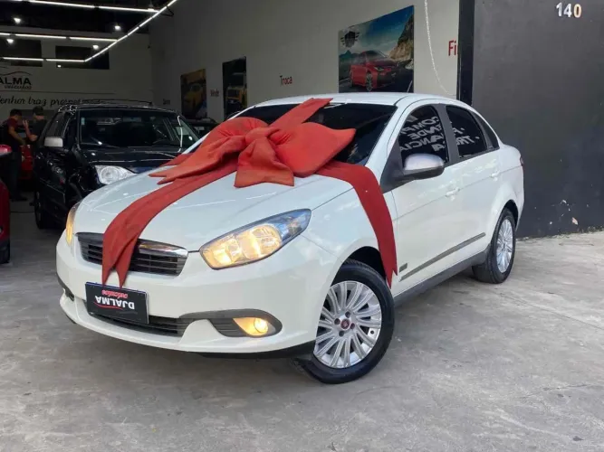 Fiat Grand Siena Essence 1.6 Flex 16V 2015