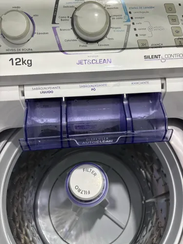 Máquina de lavar Eletrolux 12kg
