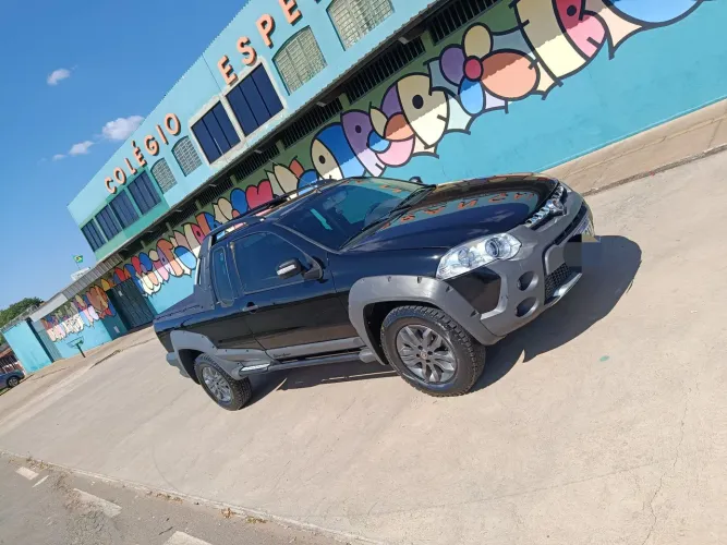 Fiat Strada Adventure 1.8/ 1.8 Locker Flex CE 2013