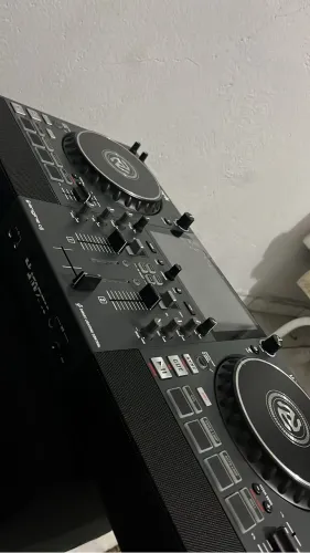 Controladora  Numark top