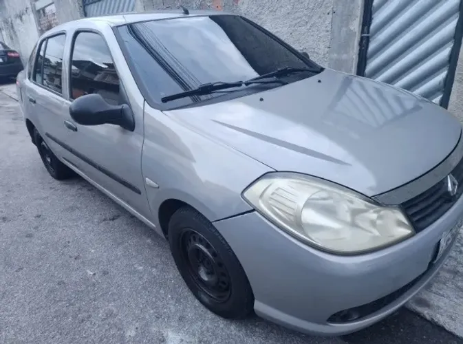 Renault Symbol Expression Hi-flex 1.6 16V 4P 2010