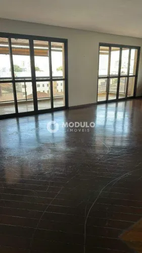 Apartamento MARTINS , 3 suites, 218 mts privativos