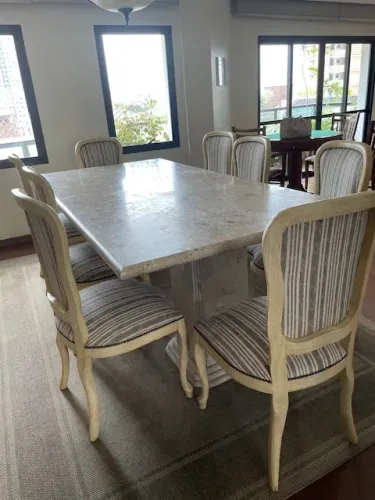 Mesa de jantar mármore travertino e 8 cadeiras