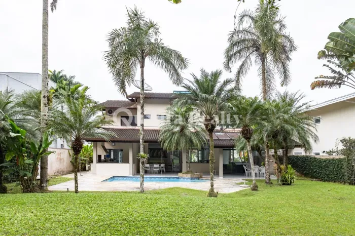 Casa no Condomínio Costa Verde Tabatinga com lazer completo