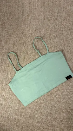 Cropped verde claro tamanho M usado poucas vezes