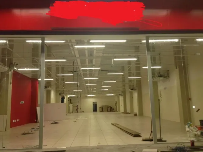 ALUGO LOJA na 17 de agosto com 500M2 junto a praça de Casa Forte em Parnamirim - Recife -