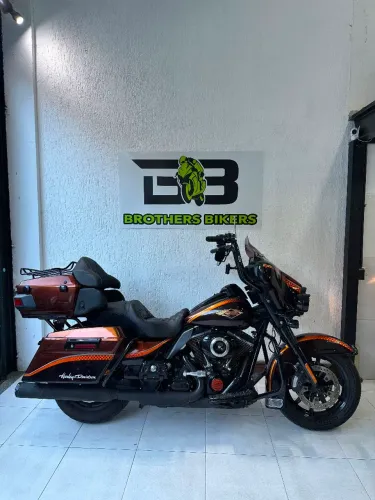 HARLEY DAVIDSON ELECTRA GLIDE ULTRA LIMITED FLHTK