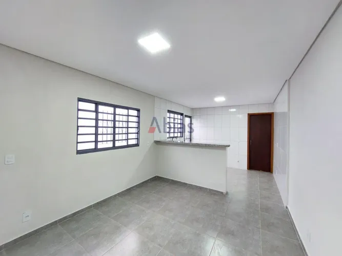 Casa em Planalto Paraíso - São Carlos, SP