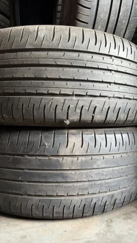 Pneus 225/50/18 marca dunlop