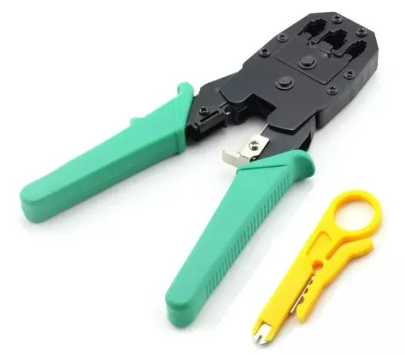 Alicate Crimpador RJ45/R11/R12 com decapitador