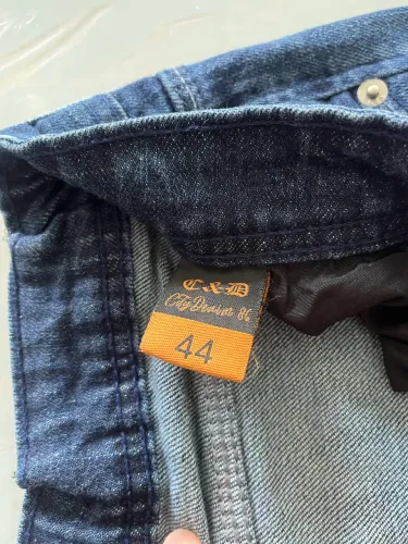 Calça Jeans