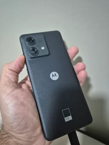 Edge 40 Neo