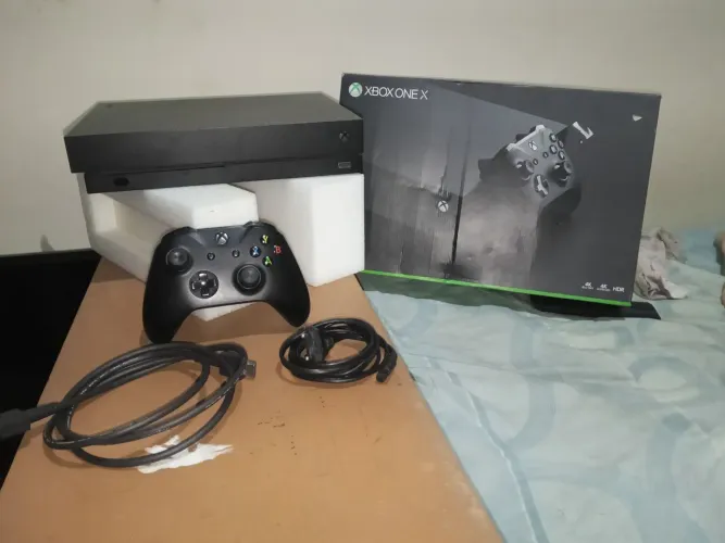 Xbox One X 1TB 4K Completo na Caixa Original - Impecável (Com Vídeo)