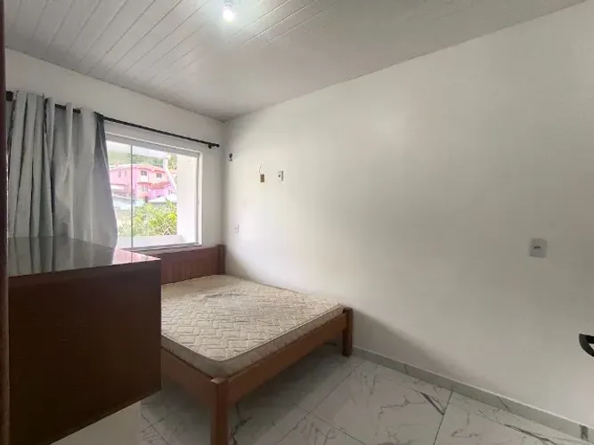 Aluguel de apartamento 2 dormitórios SEM COBRANÇA DE LUZ E ÁGUA