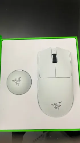 Mouse Viper V4 Pro Lightweight Wireless - White - Branco