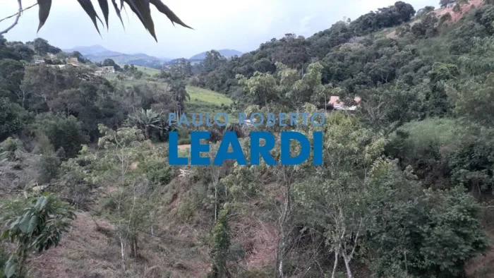 CHACARA - CHÁCARA DOS PESSEGUEIROS - MG