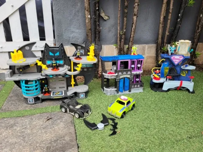 Super Lote Imaginext DC Super Friends - Gotham City & Metropolis