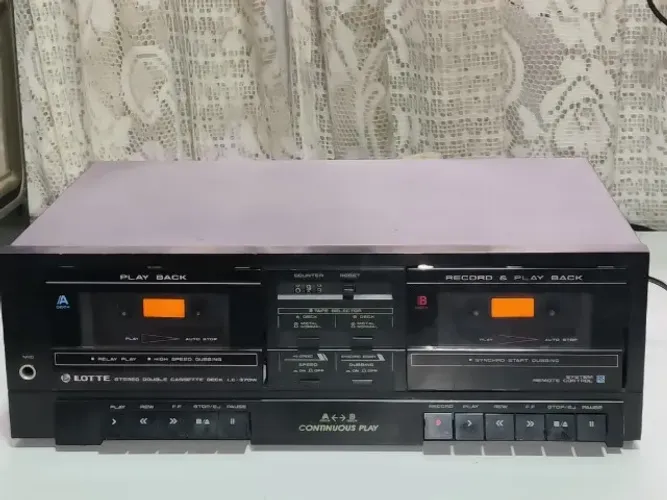 Toca Fitas Japonês Raro Lotte Lc-370w Bom Estado P/ Revisar