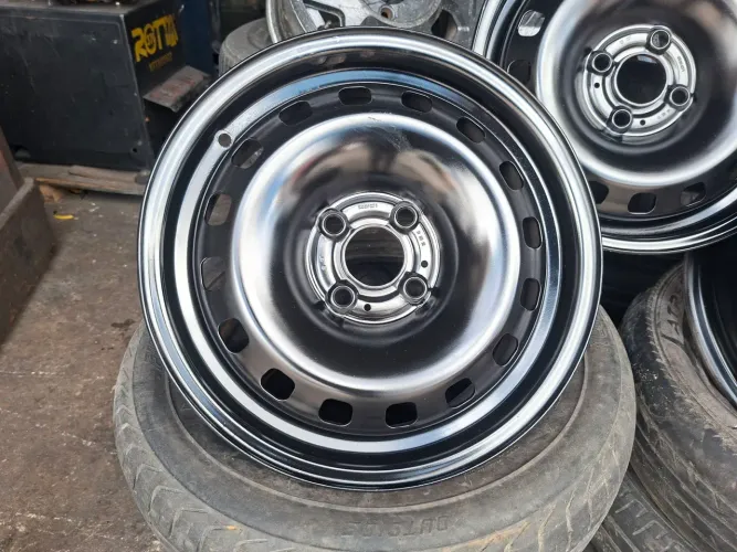 Vendo rodas aros de ferro R15 furacão 4x100