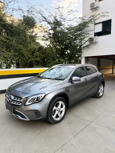 Mercedes-Benz GLA 200 Adv. 1.6/1.6 TB 16V Flex Aut. 2018