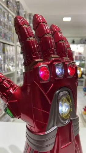 MANOPOLA IRON MAN THANOS