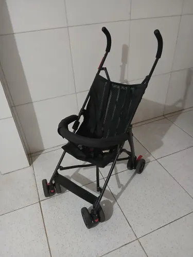 Carrinho de bebê simple
