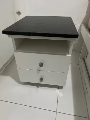 Cômoda de mármore