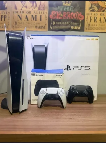 PS5 Slim + Nota Fiscal e 2 controles 