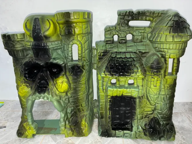 Castelo de grayskull anos 80 (aceito propostas)