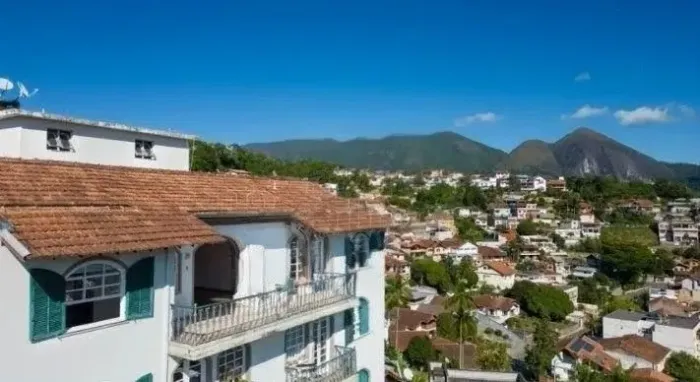 Cobertura com 3 dormitórios à venda, 261 m² por R$ 1.500.000,00 - Braunes - Nova Friburgo/