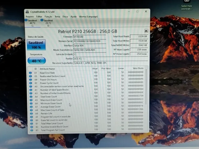 SSD SanDisk 240G.