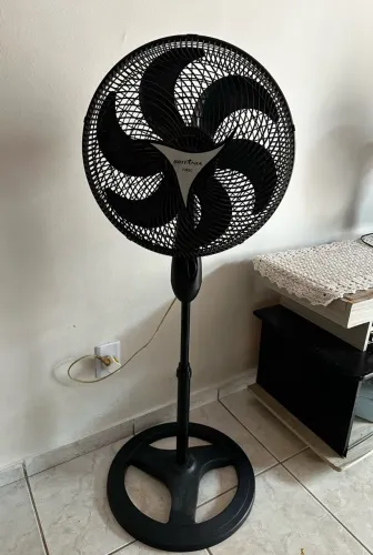ventilador de pé 