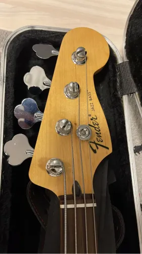 Fender Jazz Bass