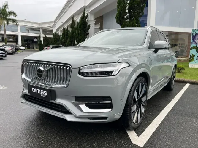 Volvo XC 90 T-8 Ultra 2.0 AWD (híbrido) 2025
