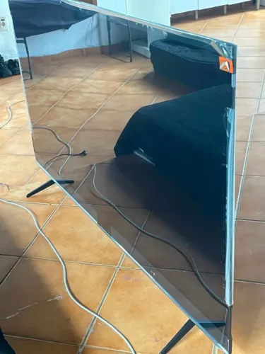 Smart TV TCL 75 Polegadas QLED 4K P7K + Dolby Atmos Quase nunca usada
