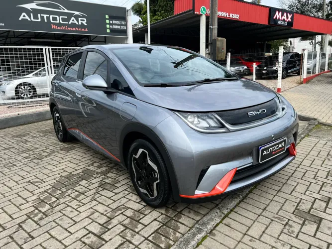 BYD Dolphin EV (Elétrico) 2025