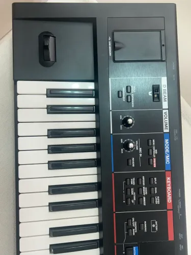 Roland Juno Di