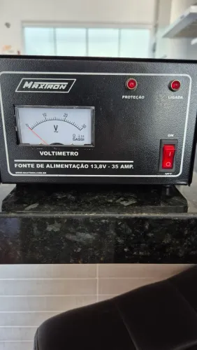 Fonte Maxtron PS730 35A 13,8V - usada