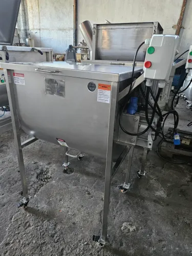 Ribbon Blenders novos a pronta entrega - 100 litros