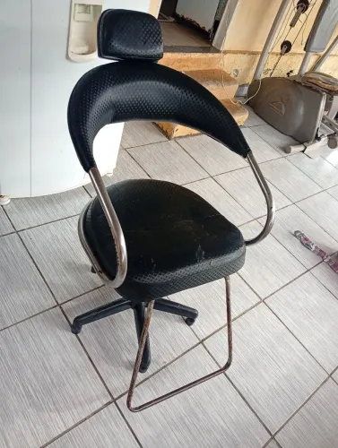 Vendo cadeira de salao
